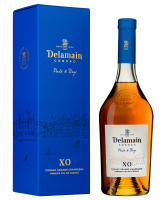 Delamain Pale & Dry Grande Champagne XO Cognac gift box and bottle image