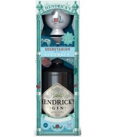 Hendrick's Gin with Tea Cup
